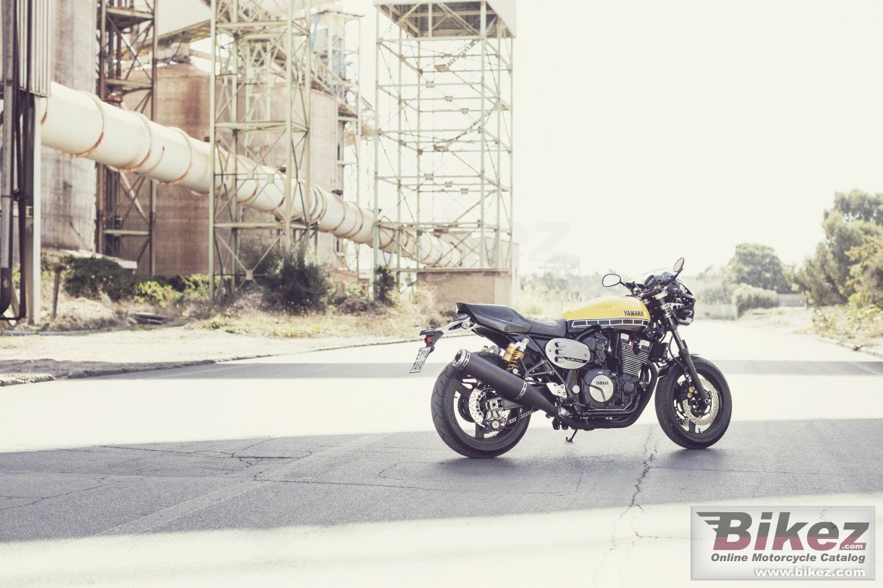 Yamaha XJR1300 Racer