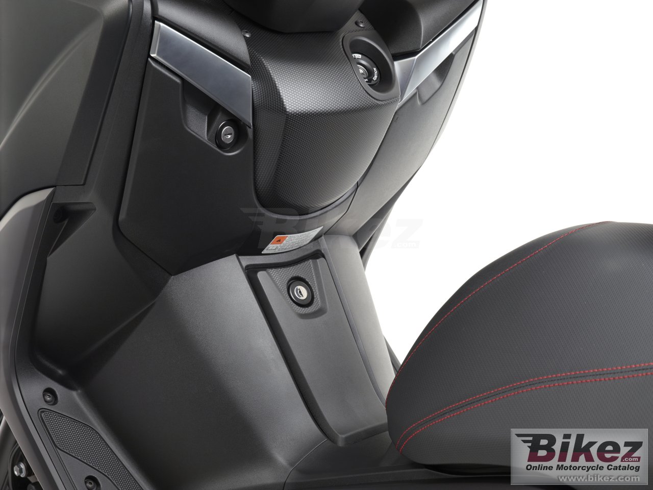 Yamaha X-MAX 125