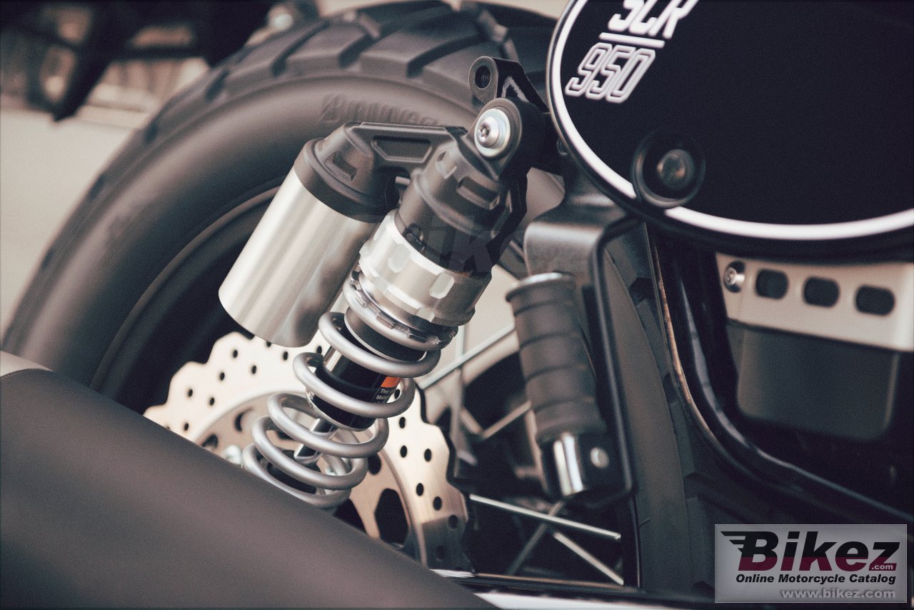Yamaha SCR 950