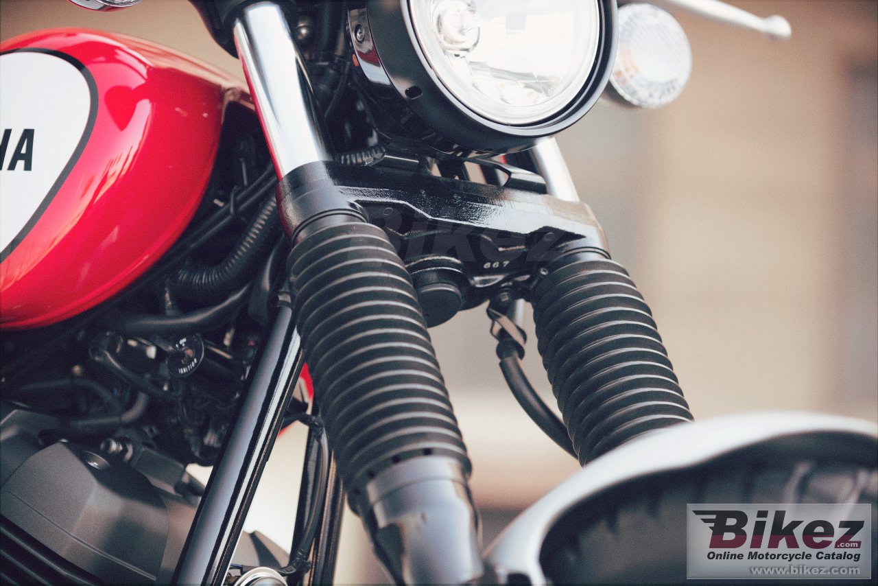 Yamaha SCR 950