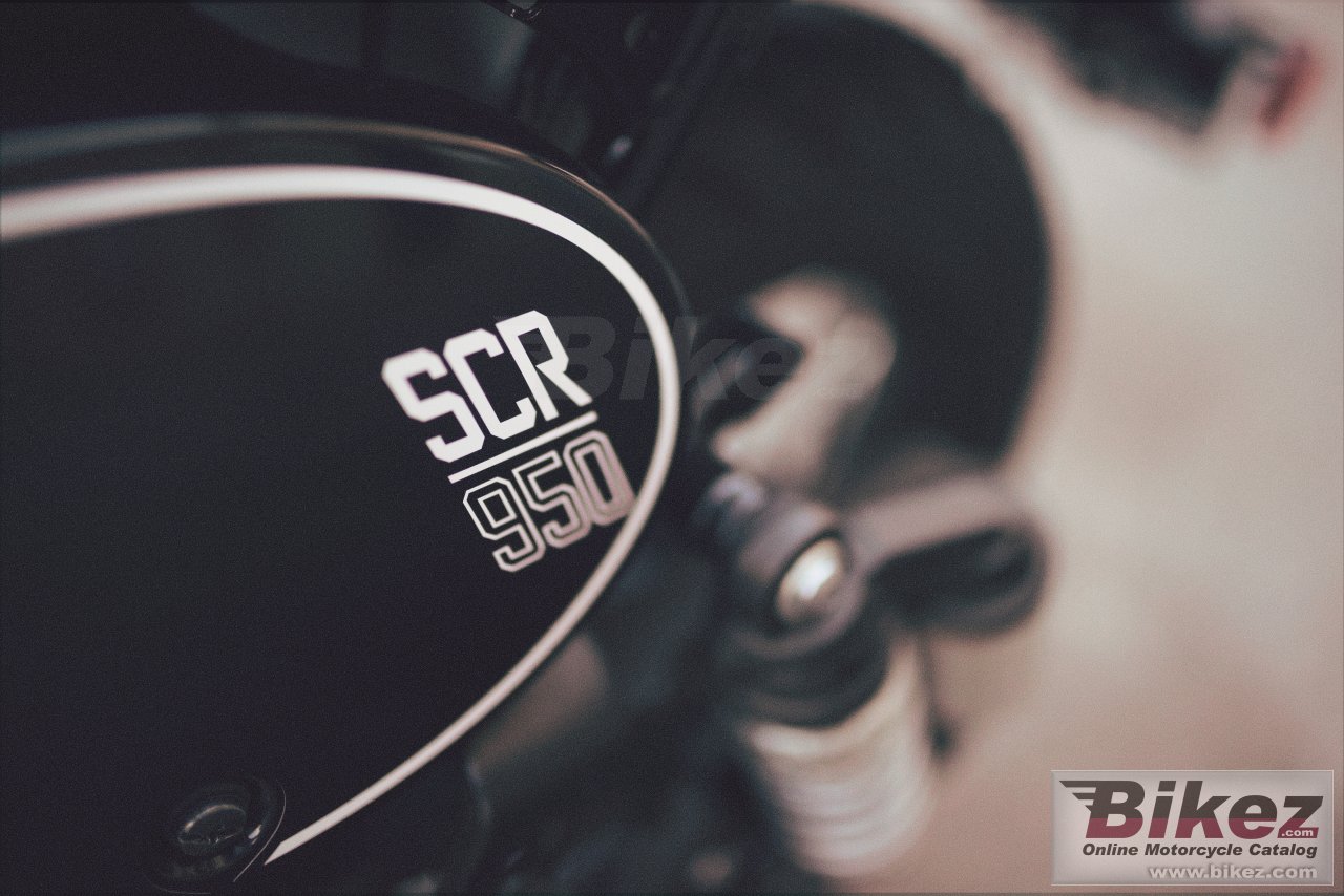 Yamaha SCR 950