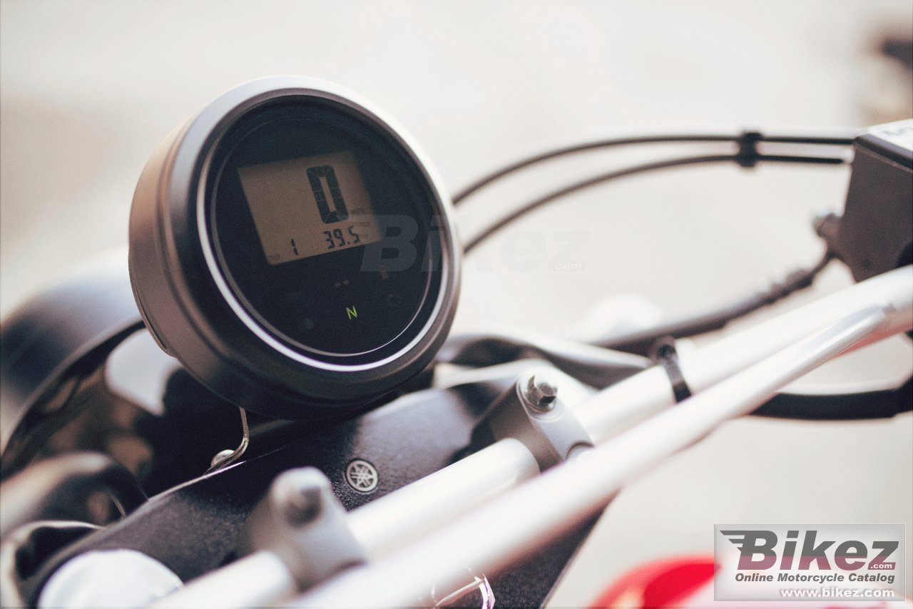 Yamaha SCR 950