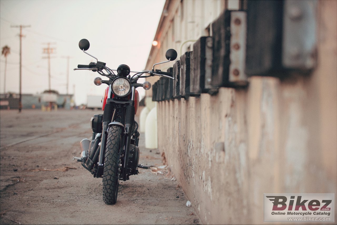 Yamaha SCR 950