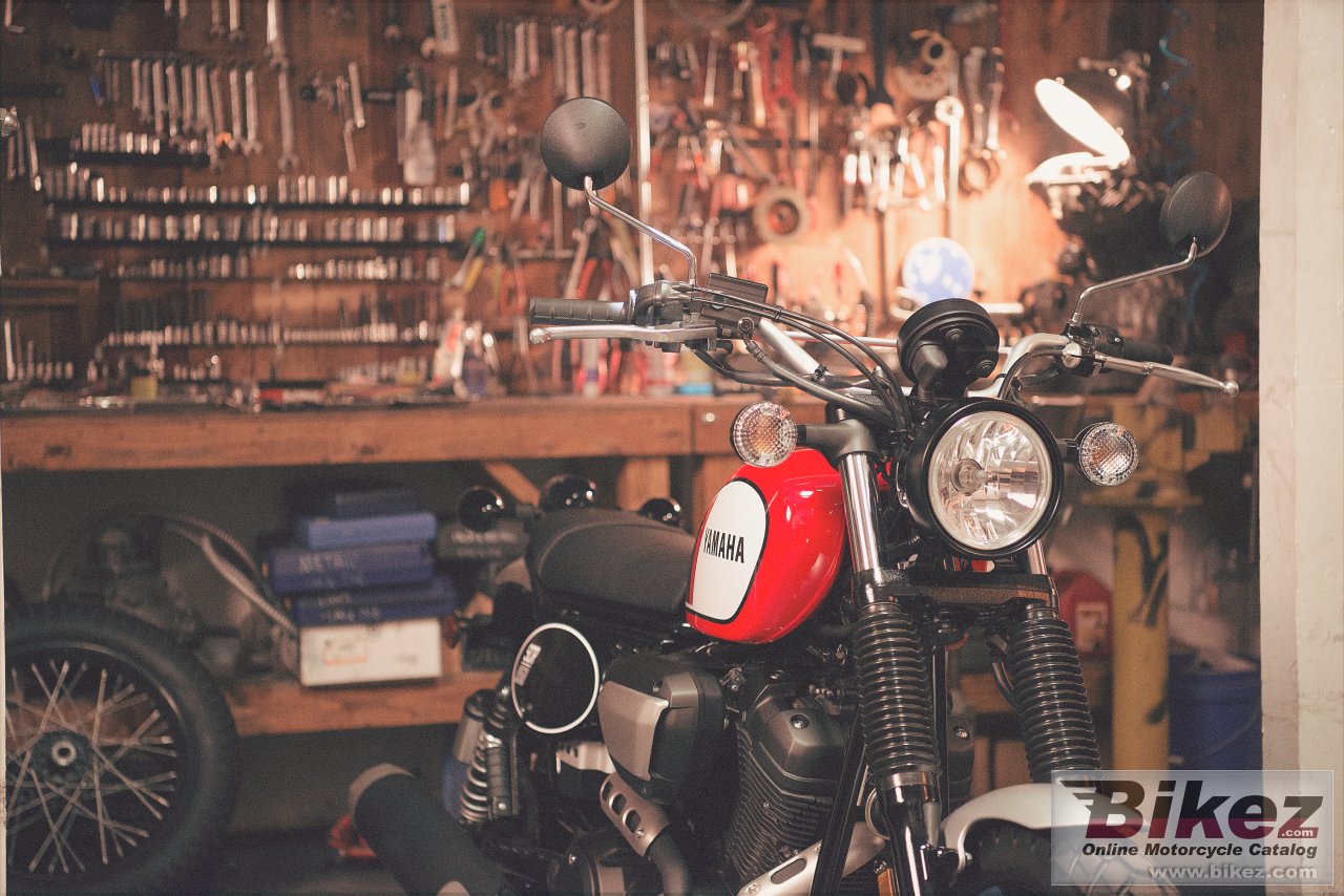 Yamaha SCR 950