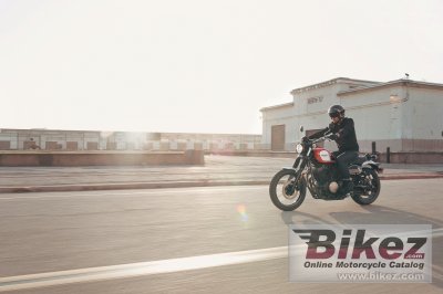 2017 Yamaha SCR 950