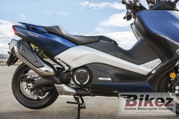 2017 Yamaha TMAX DX