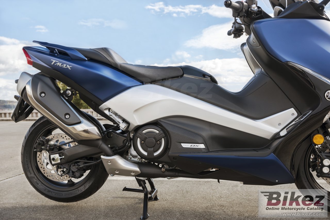 Yamaha TMAX DX