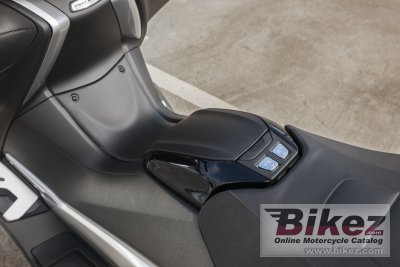 2017 Yamaha TMAX DX