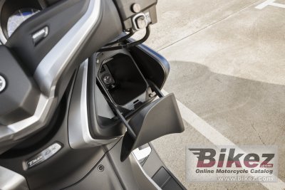 2017 Yamaha TMAX DX