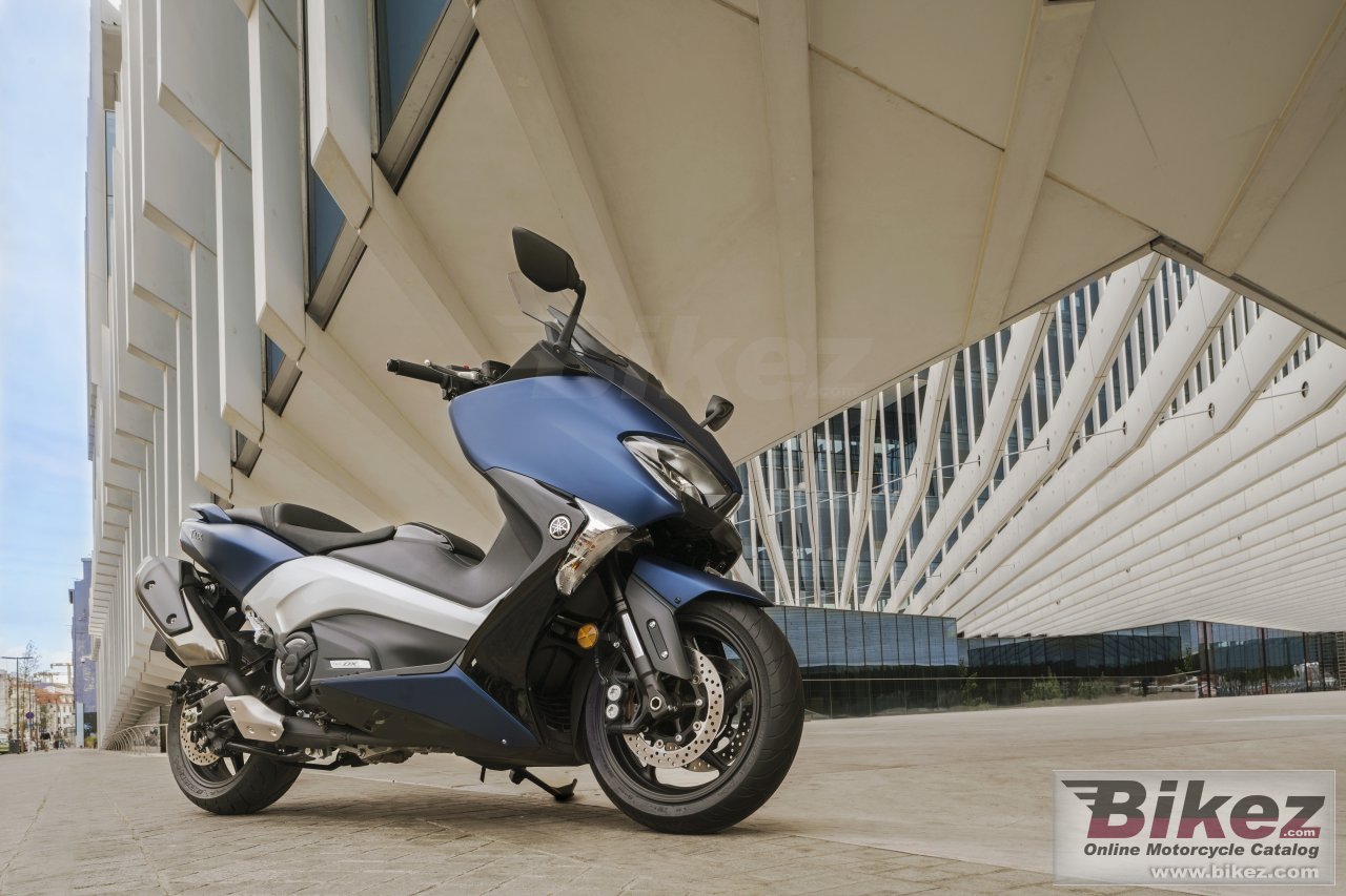 Yamaha TMAX DX