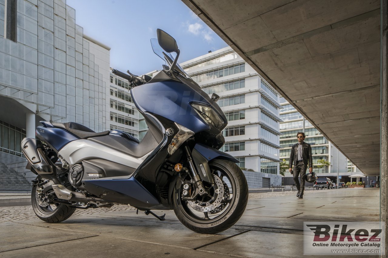 Yamaha TMAX DX