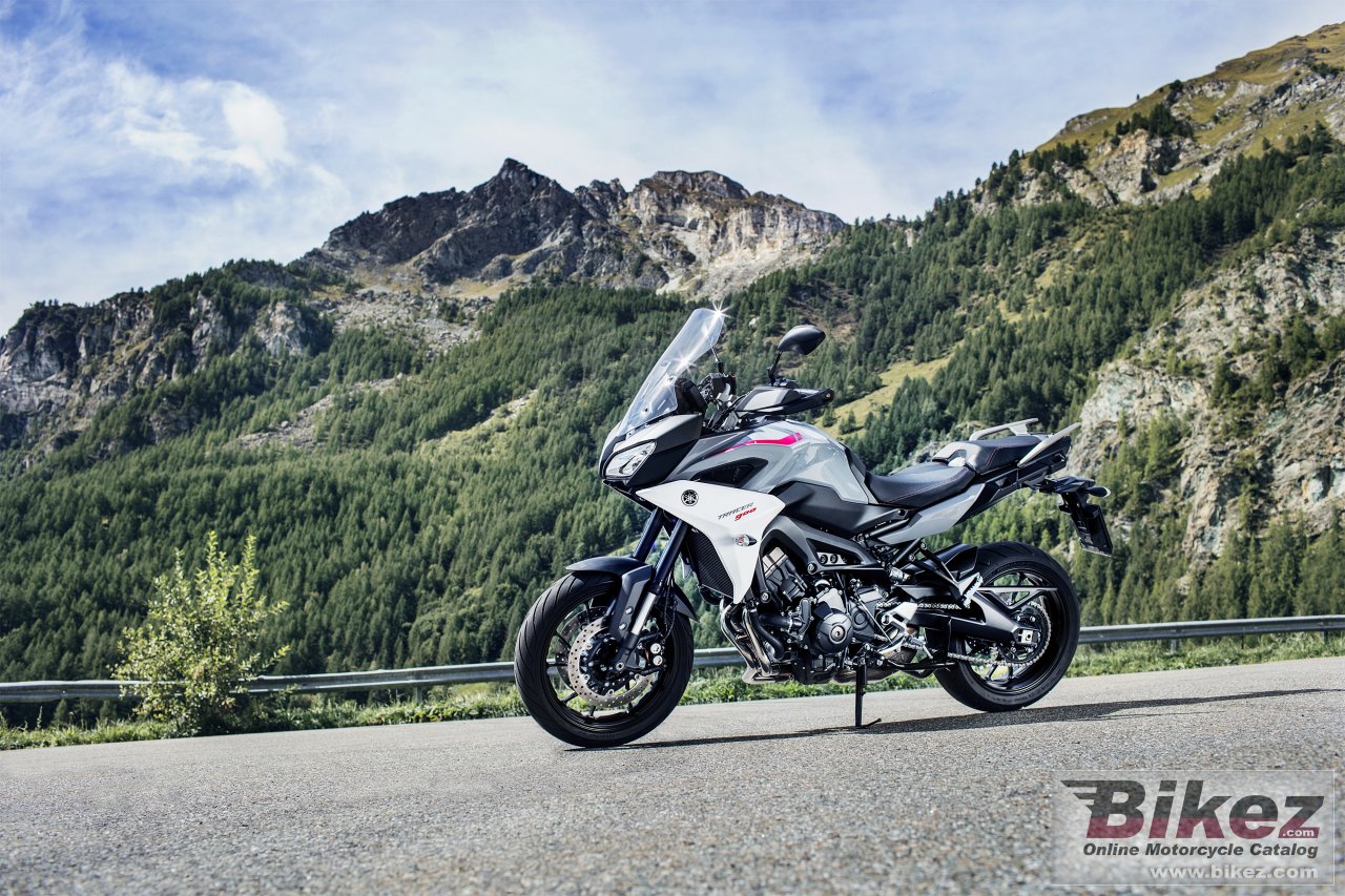 Yamaha Tracer 900