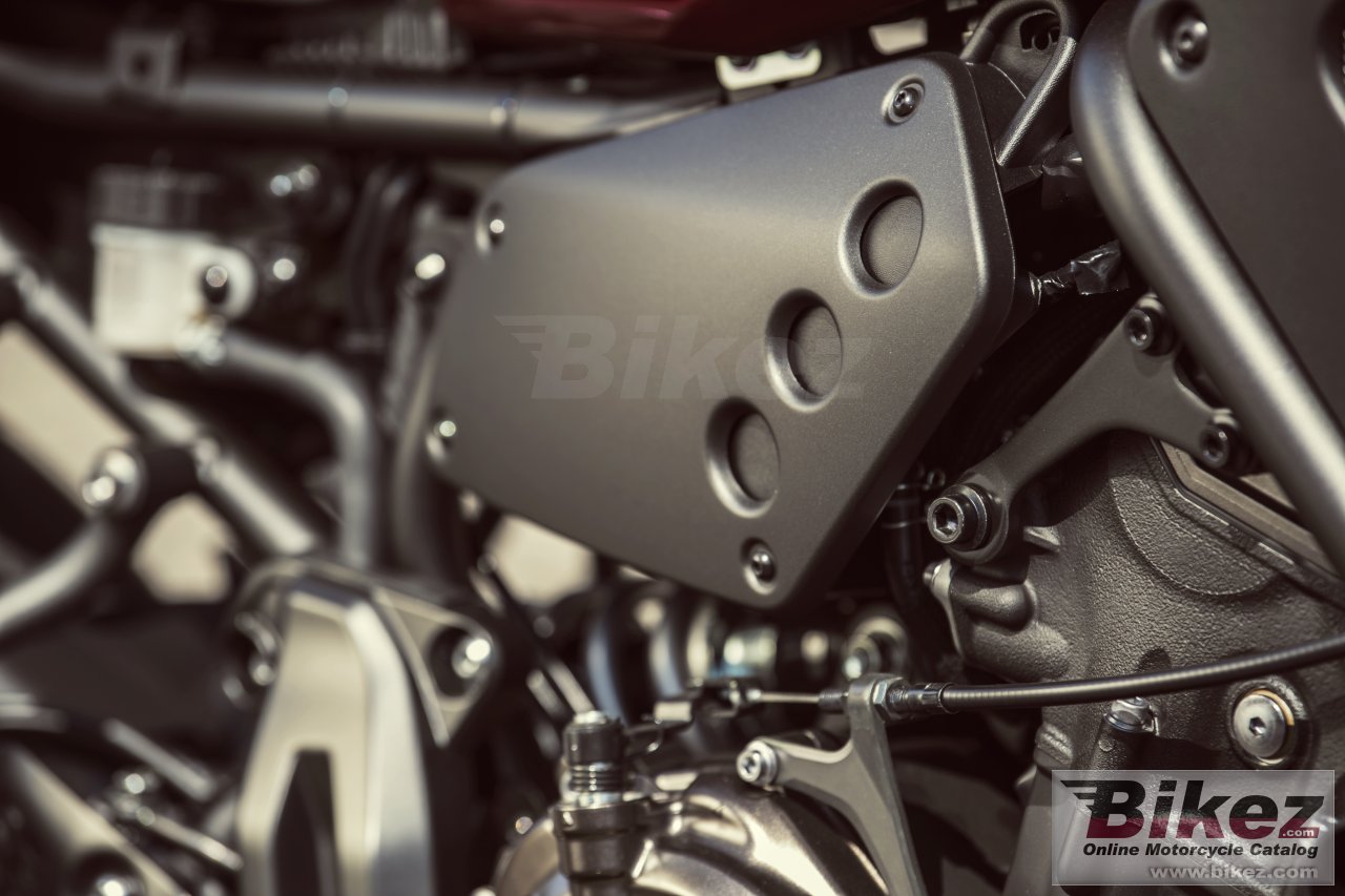Yamaha XSR700