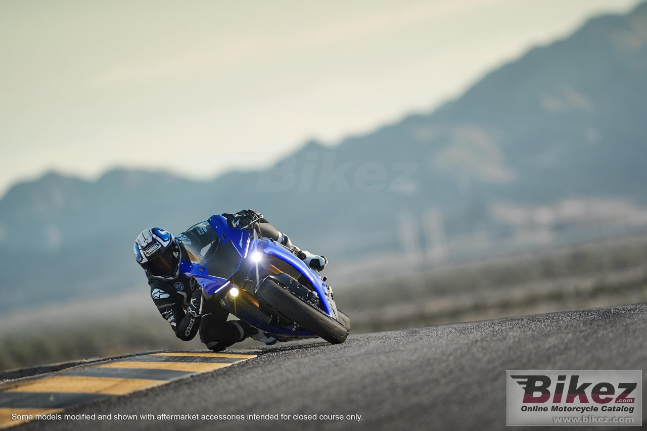 Yamaha YZF-R1