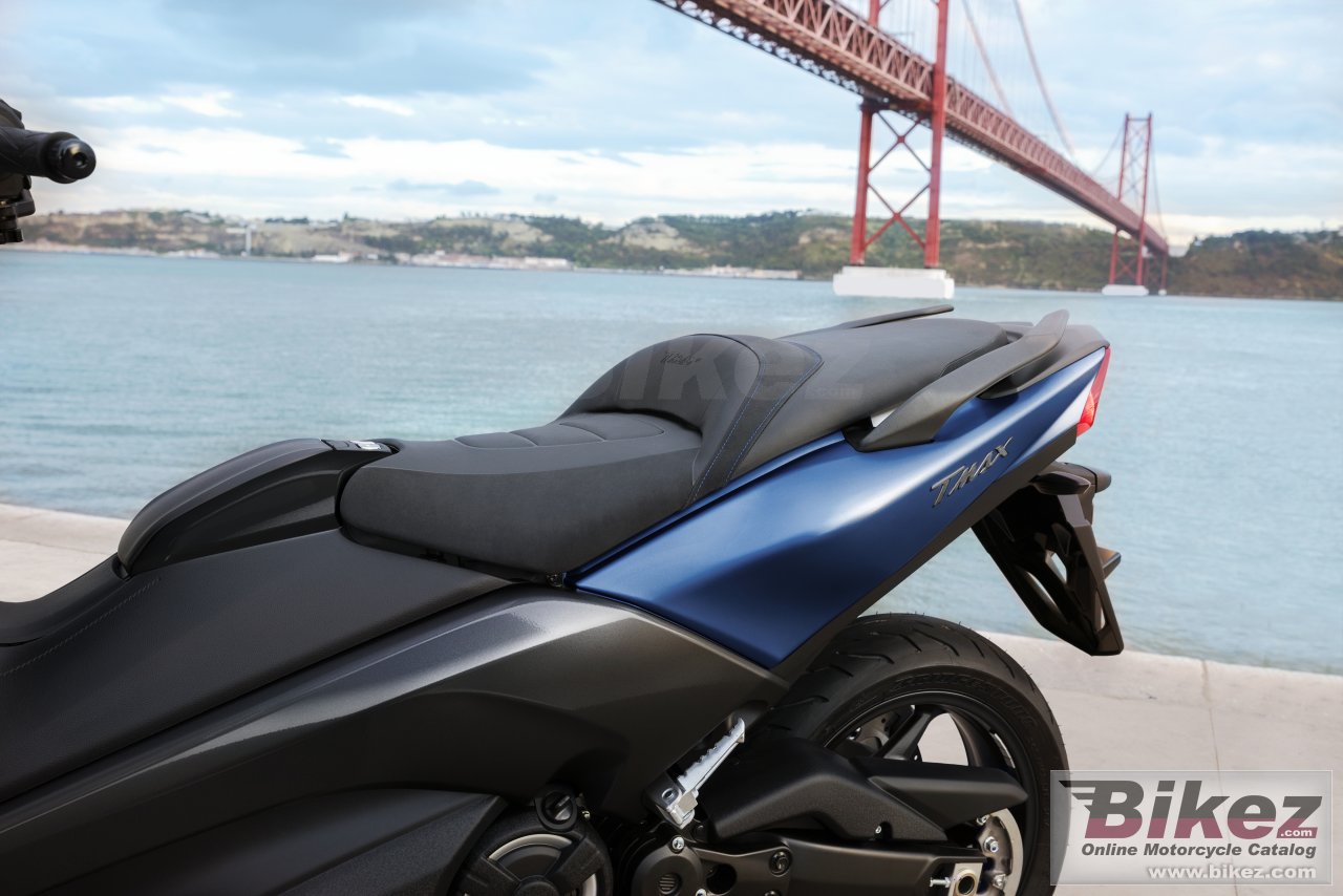 Yamaha TMAX SX