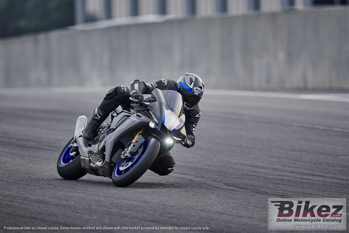 Yamaha YZF-R1M