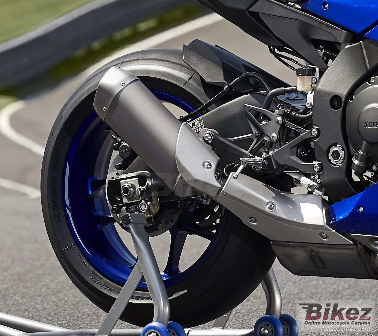 Yamaha YZF-R1