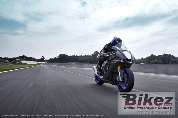 2021 Yamaha YZF-R1M