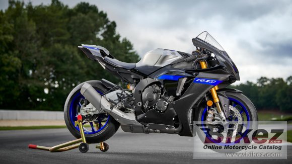 2022 Yamaha R1M