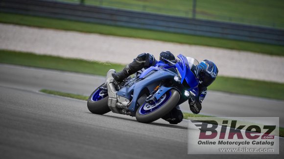 2022 Yamaha R1