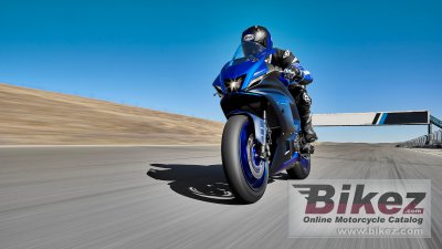 2022 Yamaha R7