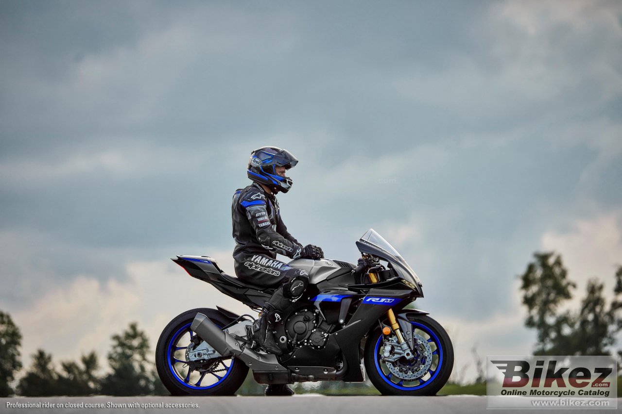 Yamaha YZF-R1M