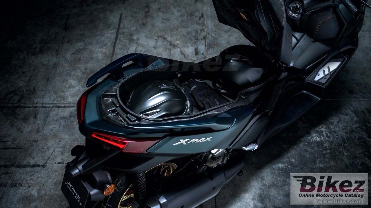 Yamaha XMAX 300 Tech Max