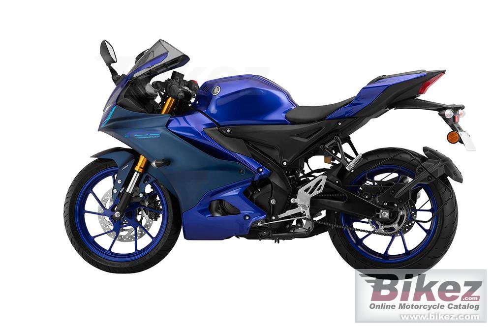 Yamaha R15 V4