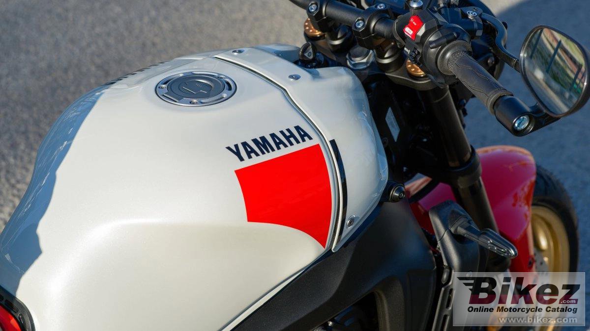 Yamaha XSR900