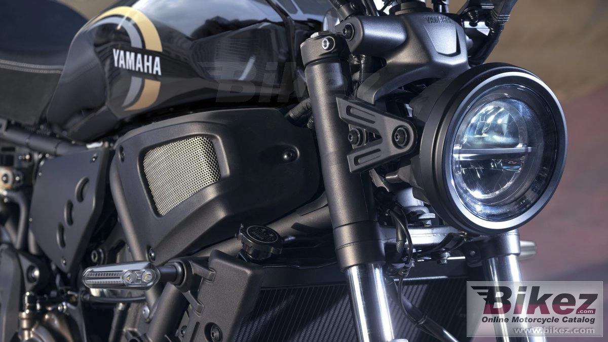 Yamaha XSR700